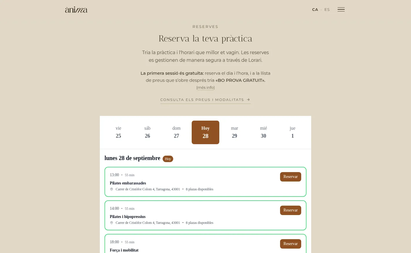 Página de reservas de Ànima con el aviso de primera sesión gratis y el calendario de clases con plazas libres